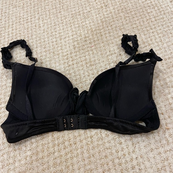 Victoria’s Secret Push Up Bra - Picture 4 of 6
